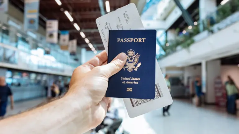 ETA für Großbritannien: Vor dem Abflug Passbindung prüfen