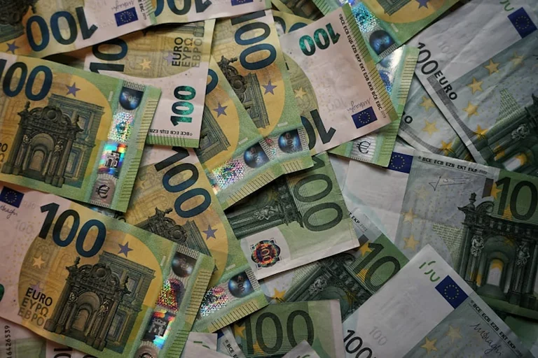 EZB-Zinsentscheid: Folgen für Kredite und Sparen am 10. September