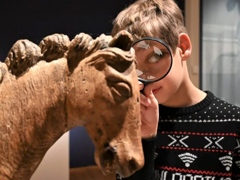 Paderborn: Museumsspürnasen jagen am 22. August die Krone