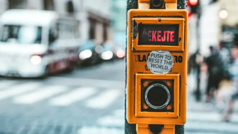 Warntag am 10. September: Cell Broadcast und Warn-Apps prüfen