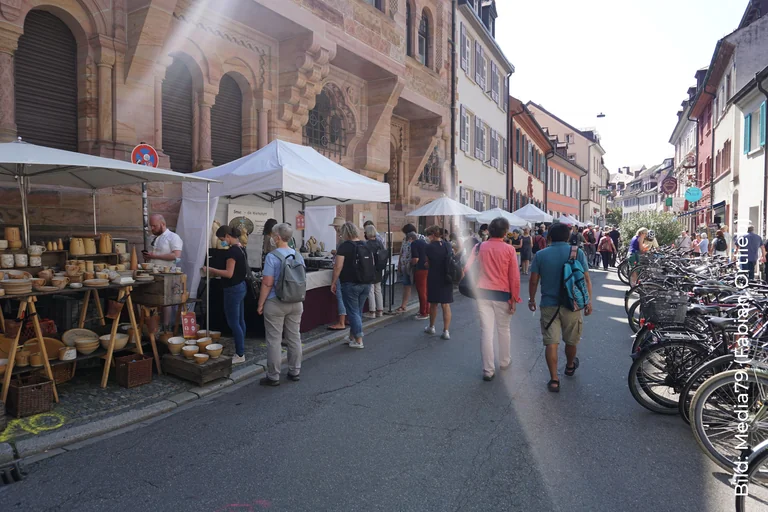 Kunsthandwerkermarkt Freiburg: drei Tage freier Zugang