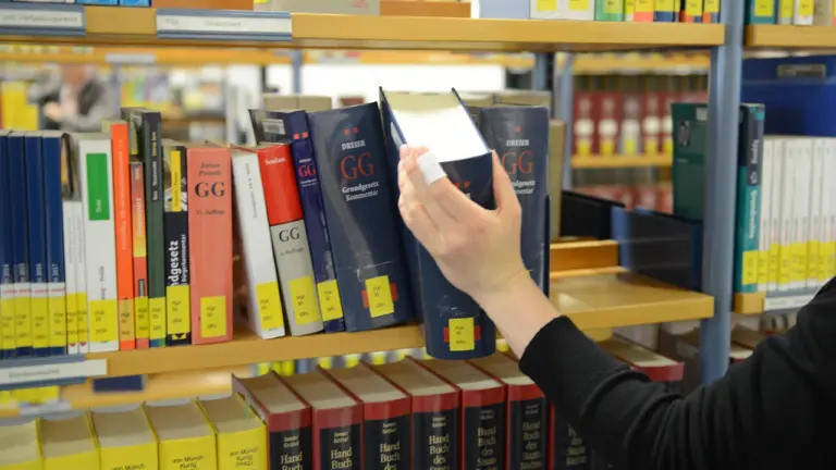Stadtteilbibliothek Altenessen: Was Nutzer zur Schließung wissen müssen: what residents need to know