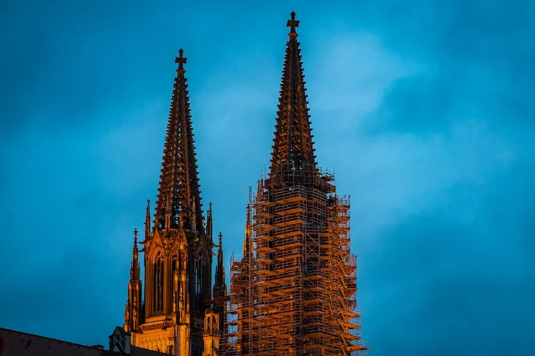 Zahlenjagd im Regensburger Dom: Führung für Kinder