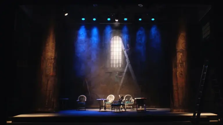 Theaterführung in Regensburg am 4. Oktober: Blick hinter die Bühne