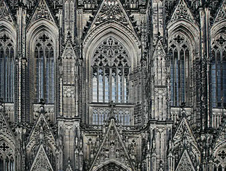 Wie der Kölner Dom seit 1880 Kölns Stadtbild prägt